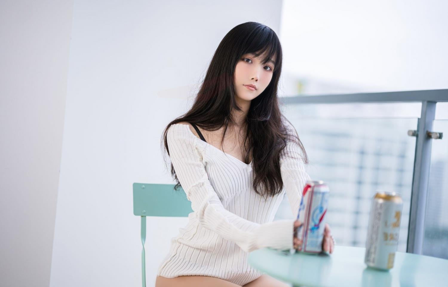 Ů��ֱ����Ӱ���ȷ�