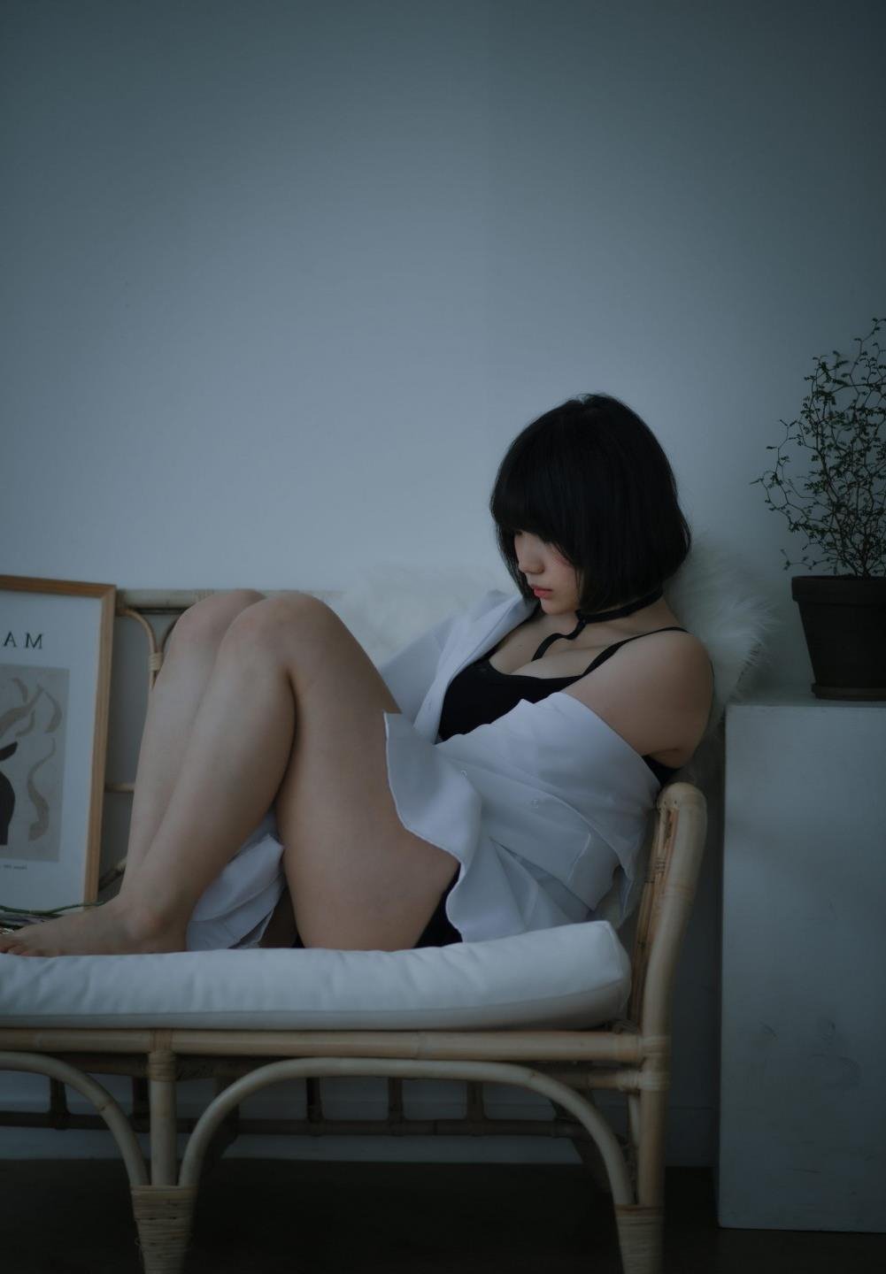 �в���Ů��Ƶ��ѹۿ�Ӱ���ȷ�