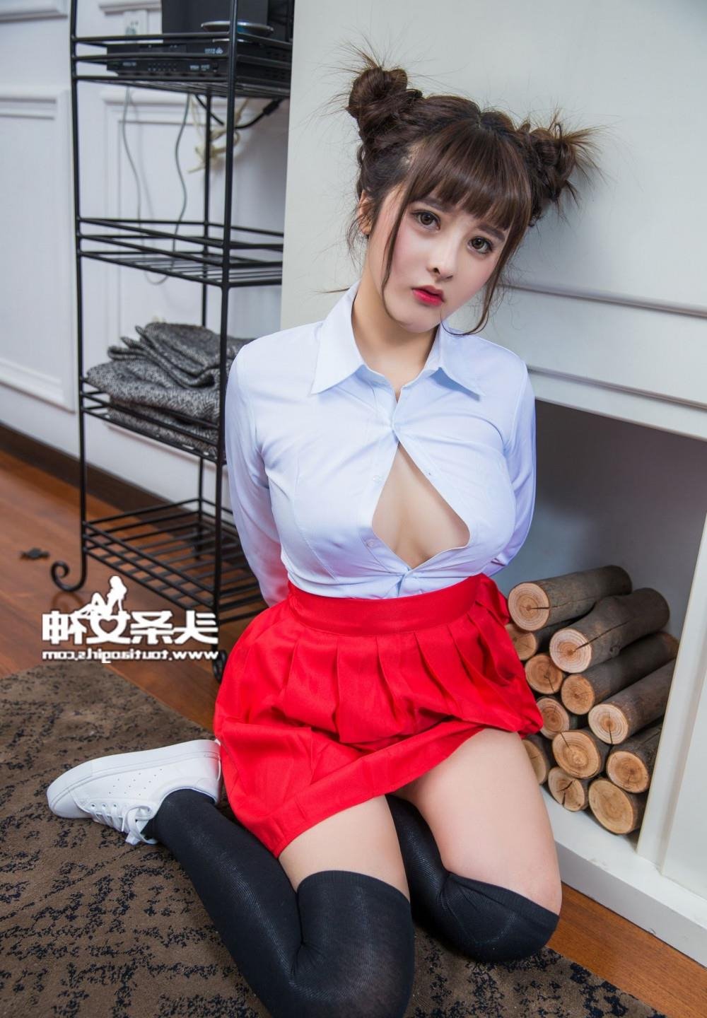 ������Ů¶���԰���ƵӰ���ȷ�