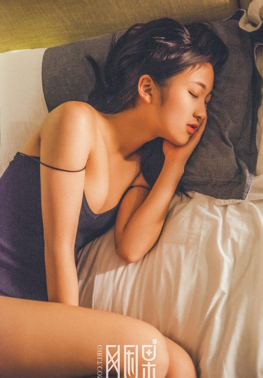 �ձ�����һ��������������ëƬȫ��