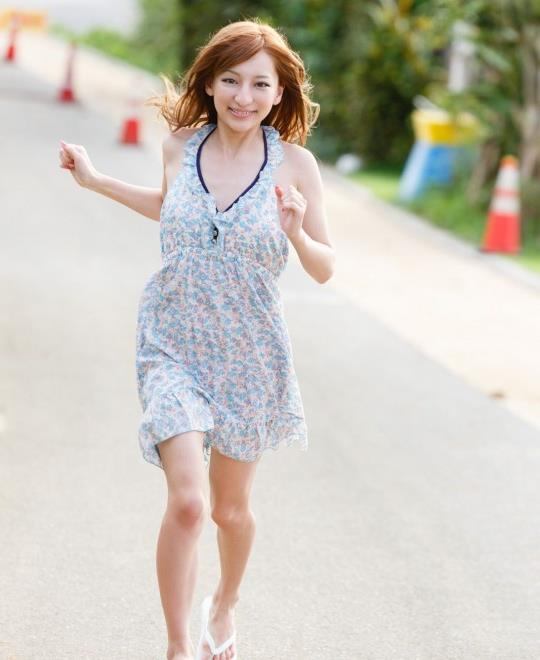 С����H1�ں�ȫ��